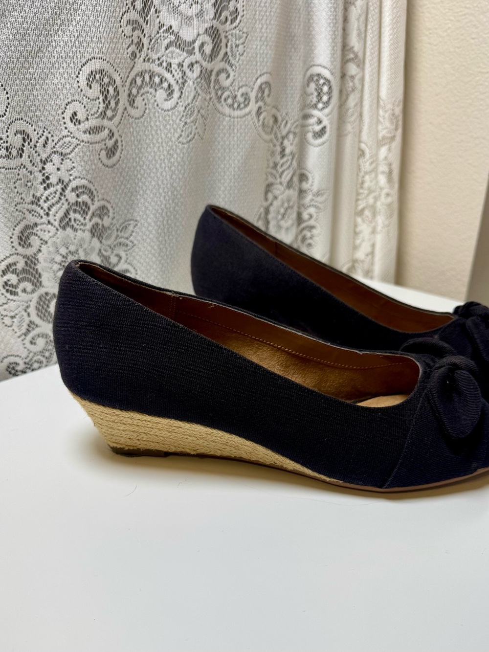 Aerosols Size 11 Black Canvas Peep Toe Espadrille Wedge Heels With Bow Accent